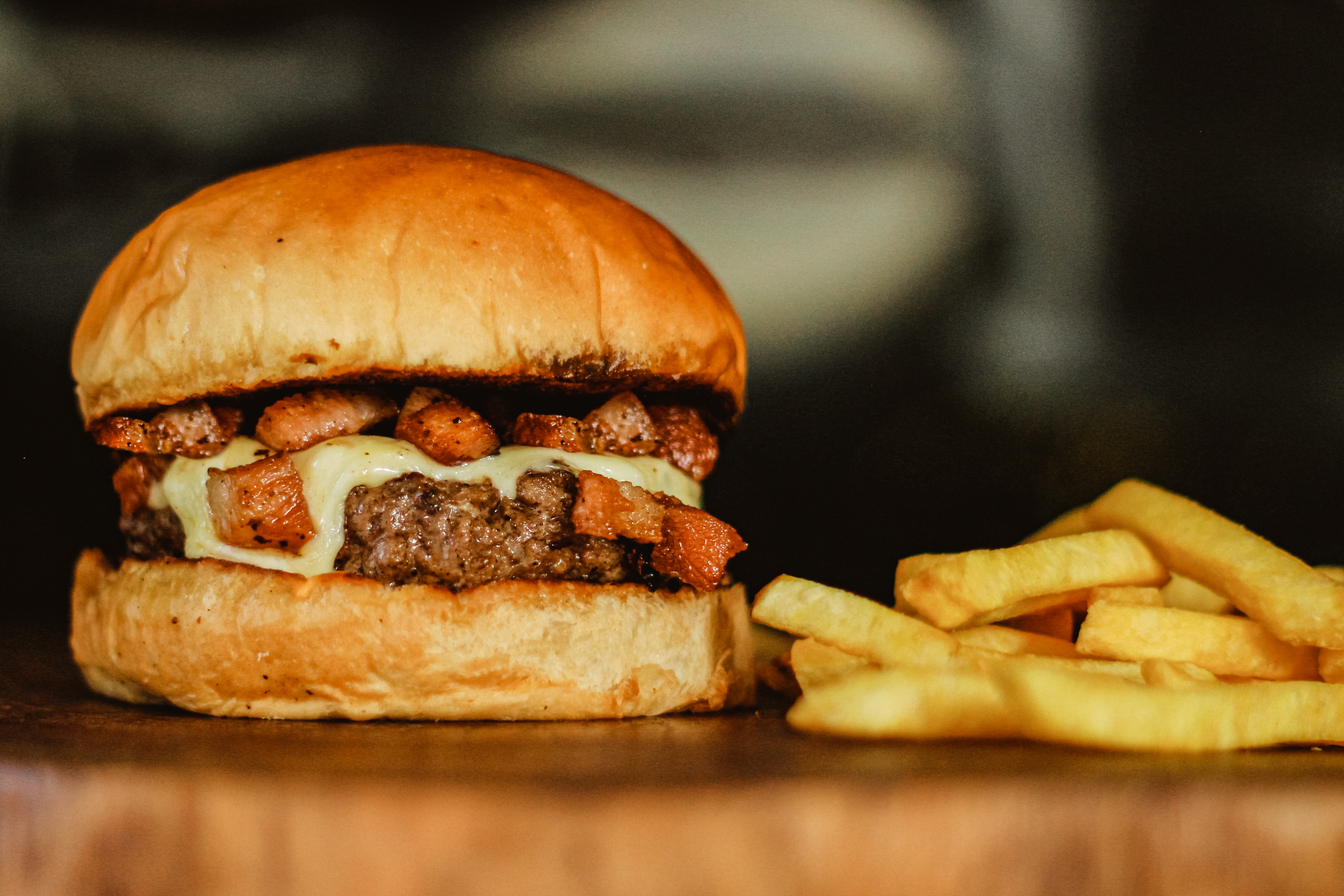 BLINDERS BURGUER - Cardápio e Delivery em Salvador