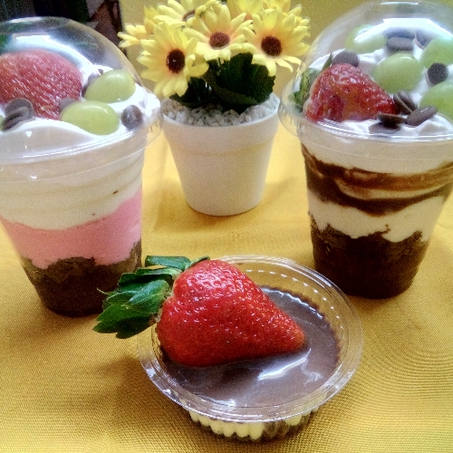 Restaurante da felicidade pastel e copo da felicidade